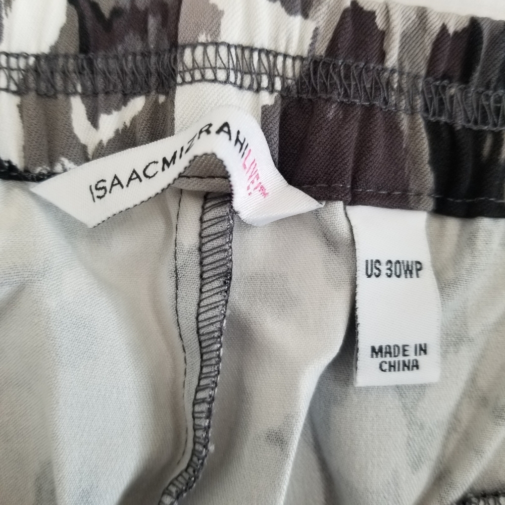 Isaac Mizrahi Live Pull-On Shorts Size 30WP NWOT - Picture 4 of 4